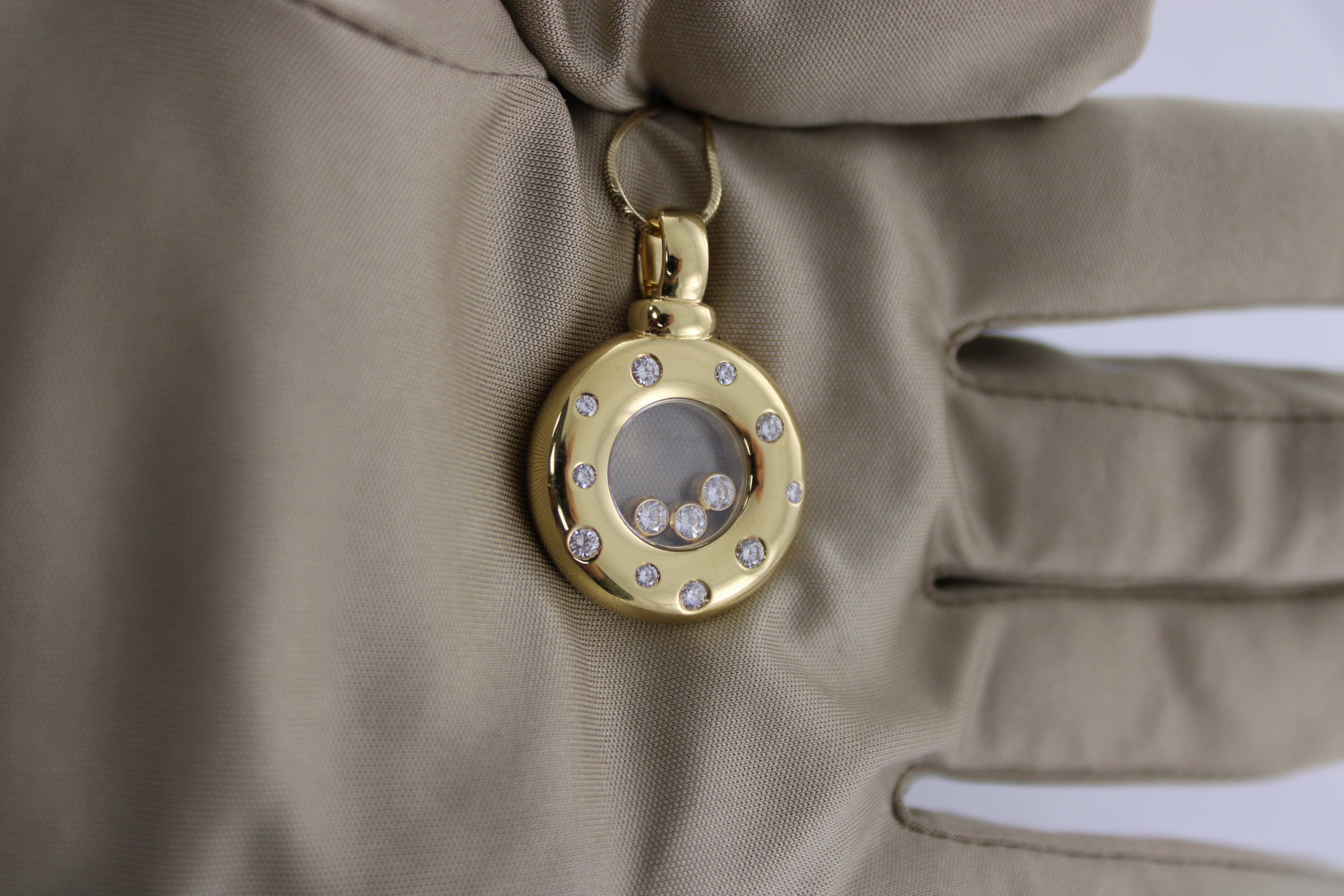 18K Chopard Floating 'Happy Diamonds' Yellow Gold Pendant and 16 Inch 14K Necklace 22.9 Grams
