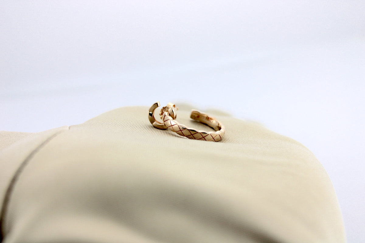 Chanel Coco Hoops Medium Quilted Motif 18K Rose Gold J13160