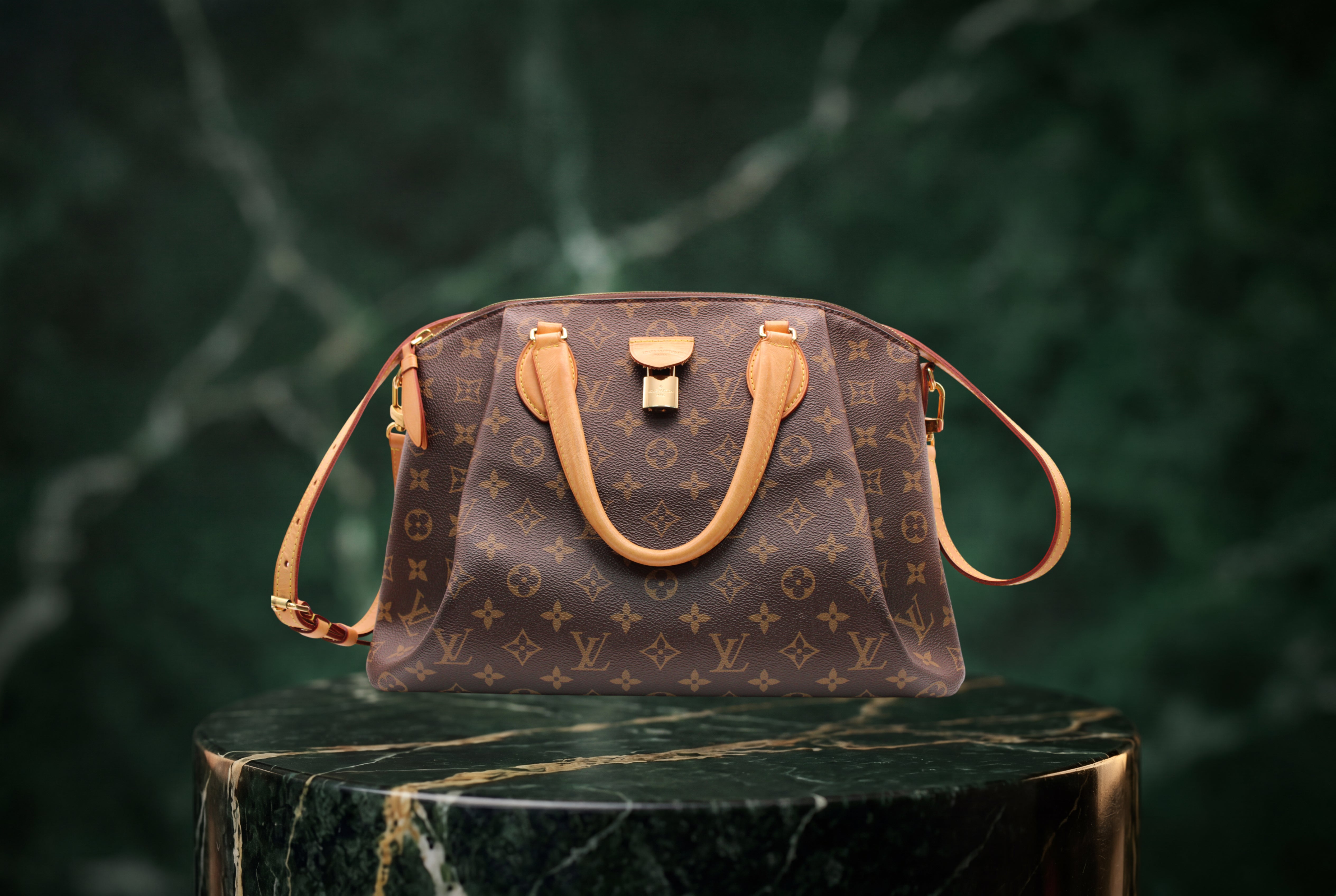 Louis Vuitton Rivoli Handbag Monogram Canvas MM M44546