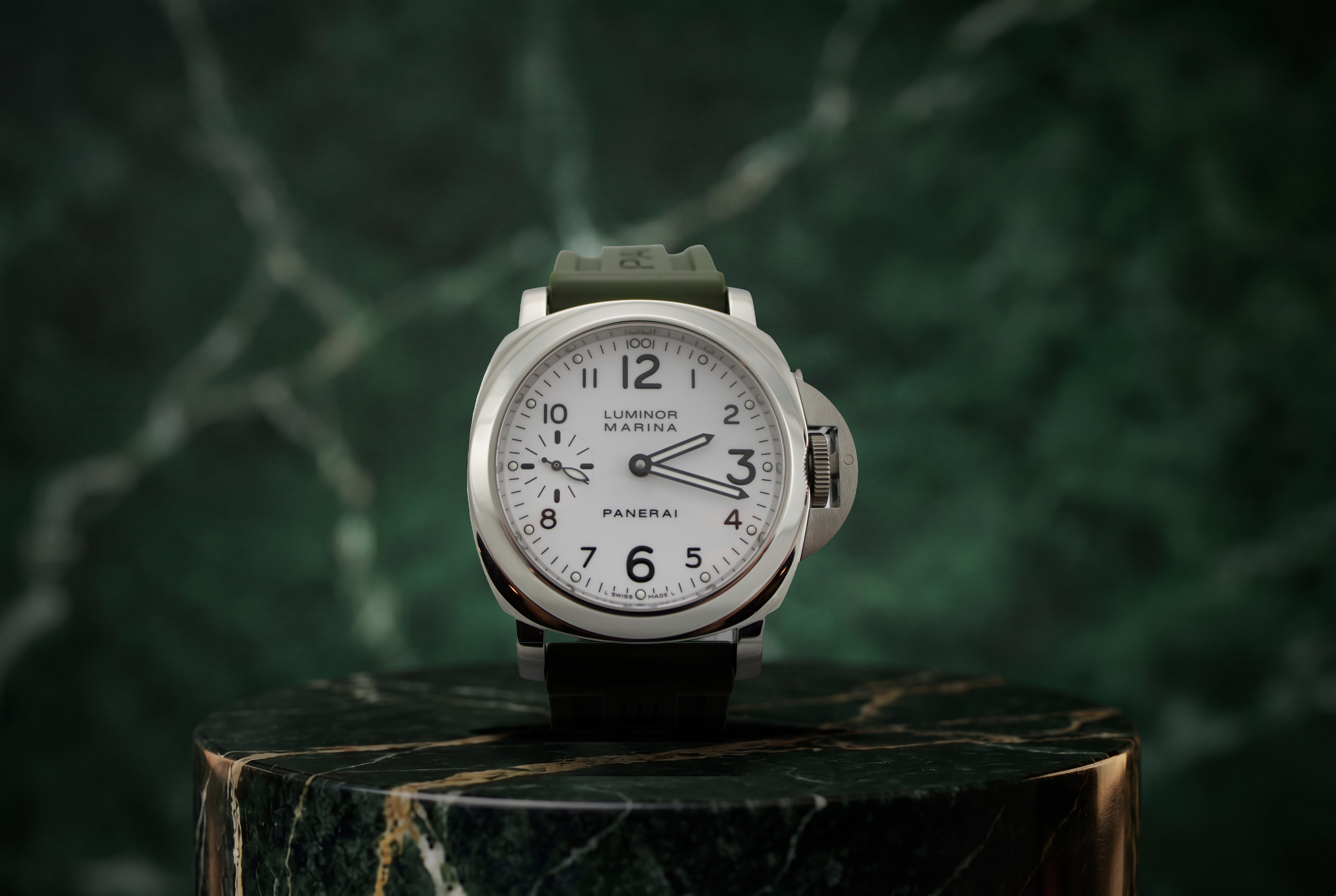 Panerai Luminor Marina White Stainless Steel PAM00113 44mm Watch With Box and Papers SKU: JOKMG0526741