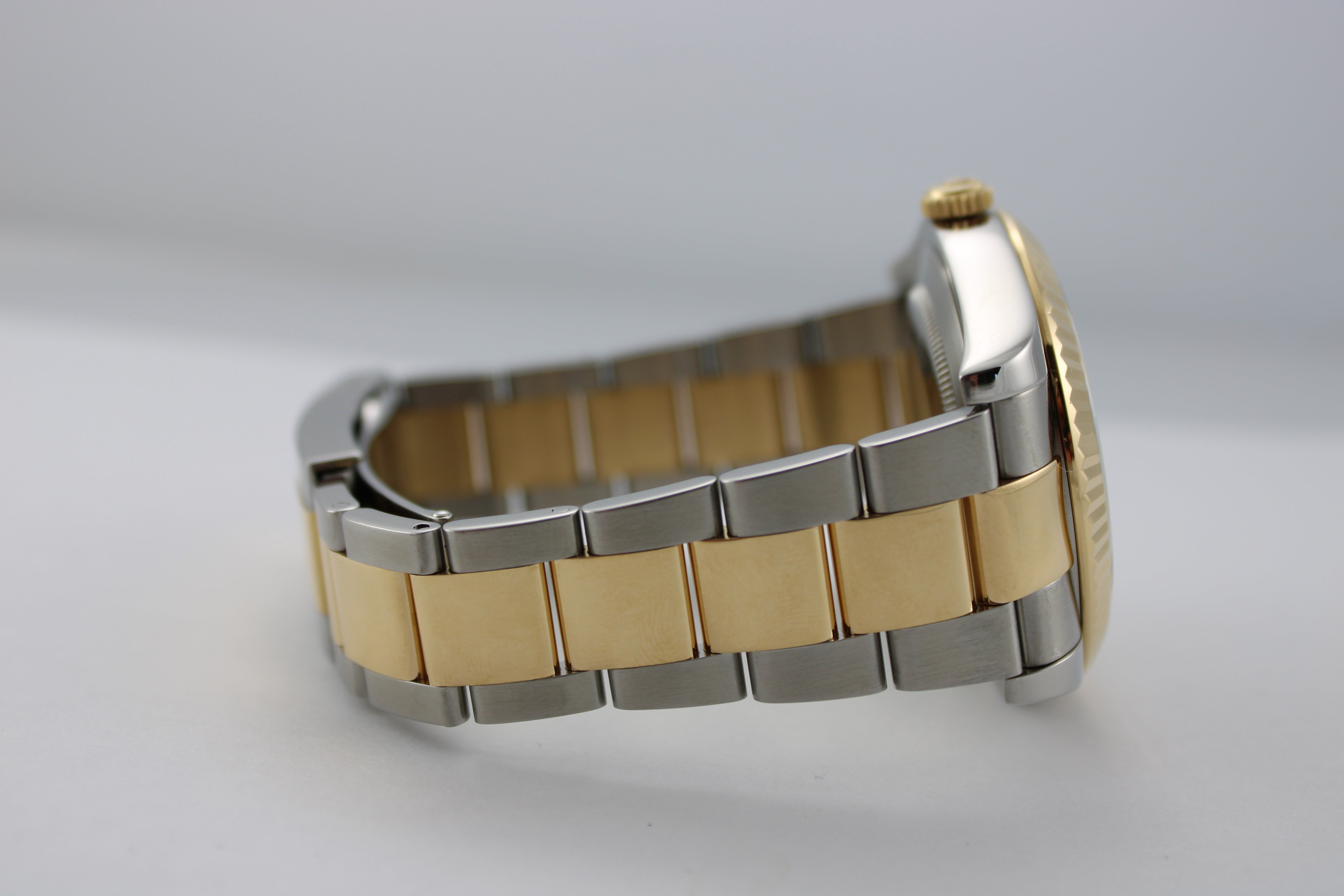 Rolex Datejust Grey "Wimbledon" Two-Tone 18K Yellow Gold Steel 116333 41mm Oyster Fluted Watch SKU: JLGELG04260M1
