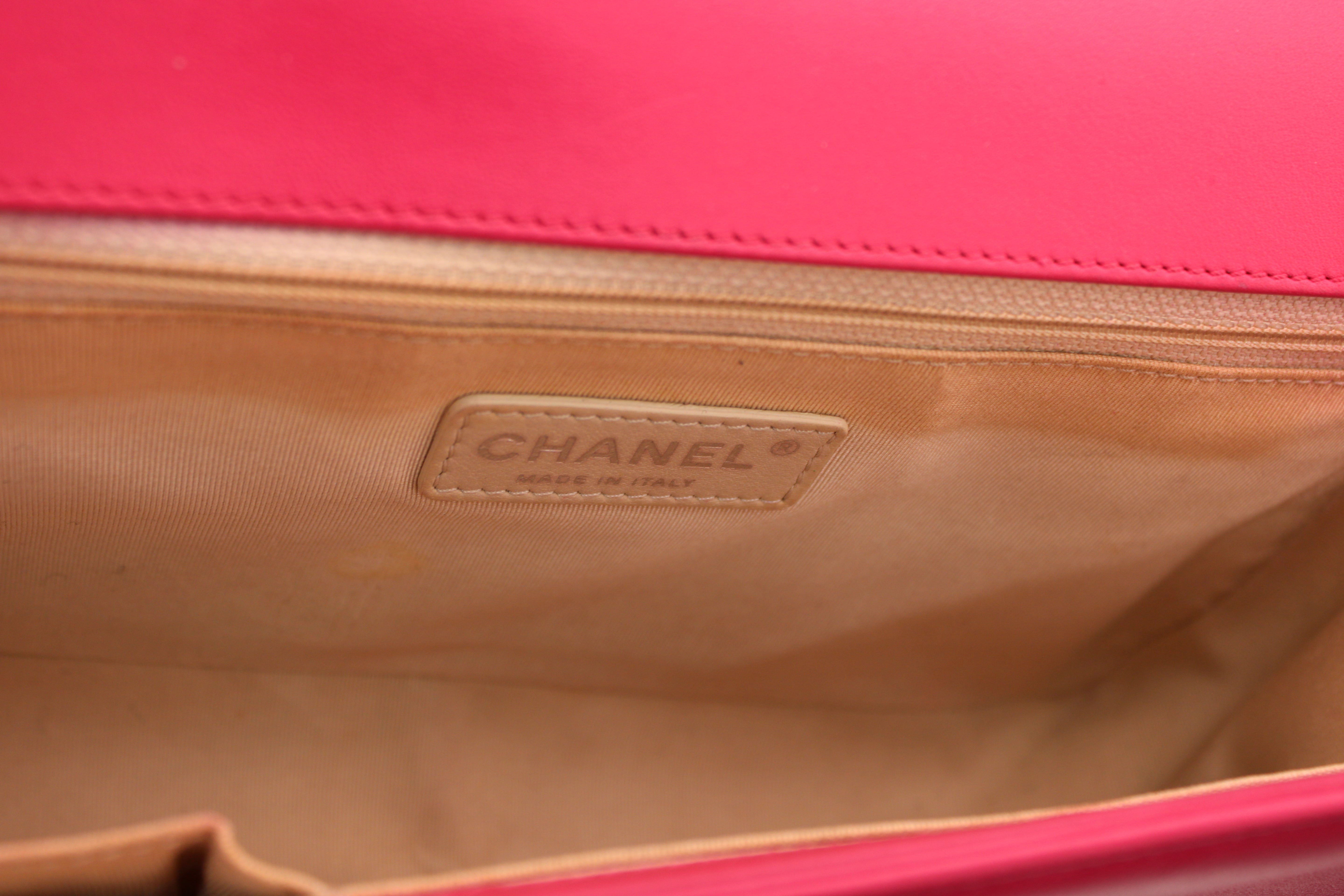 Chanel Medium Boy Bag Quilted Lambskin Pink With Silver Hardware