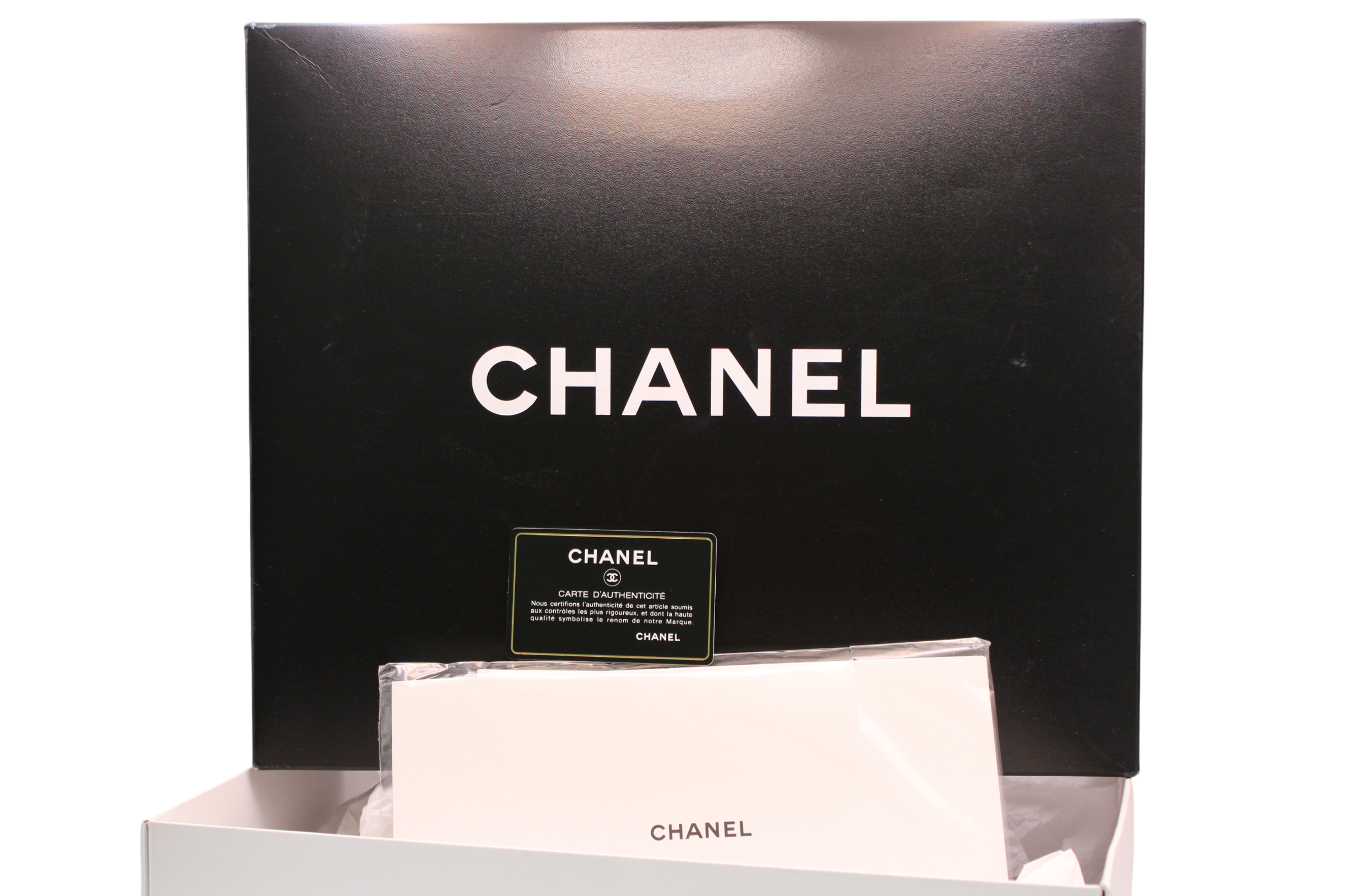 NWT Chanel Cube Medium Boy Bag Cream/Red Embossed Lambskin With Gold Hardware