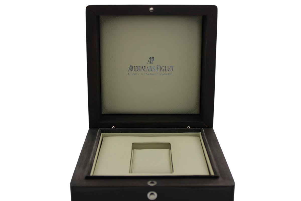 2015 Audemars Piguet Royal Oak White Dual Time Steel 26120ST 39mm Watch With Box and Papers SKU: JVVMKM0326522